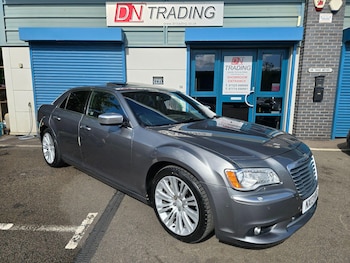Used Chrysler 300C 2013 for sale - 78740849: Photo