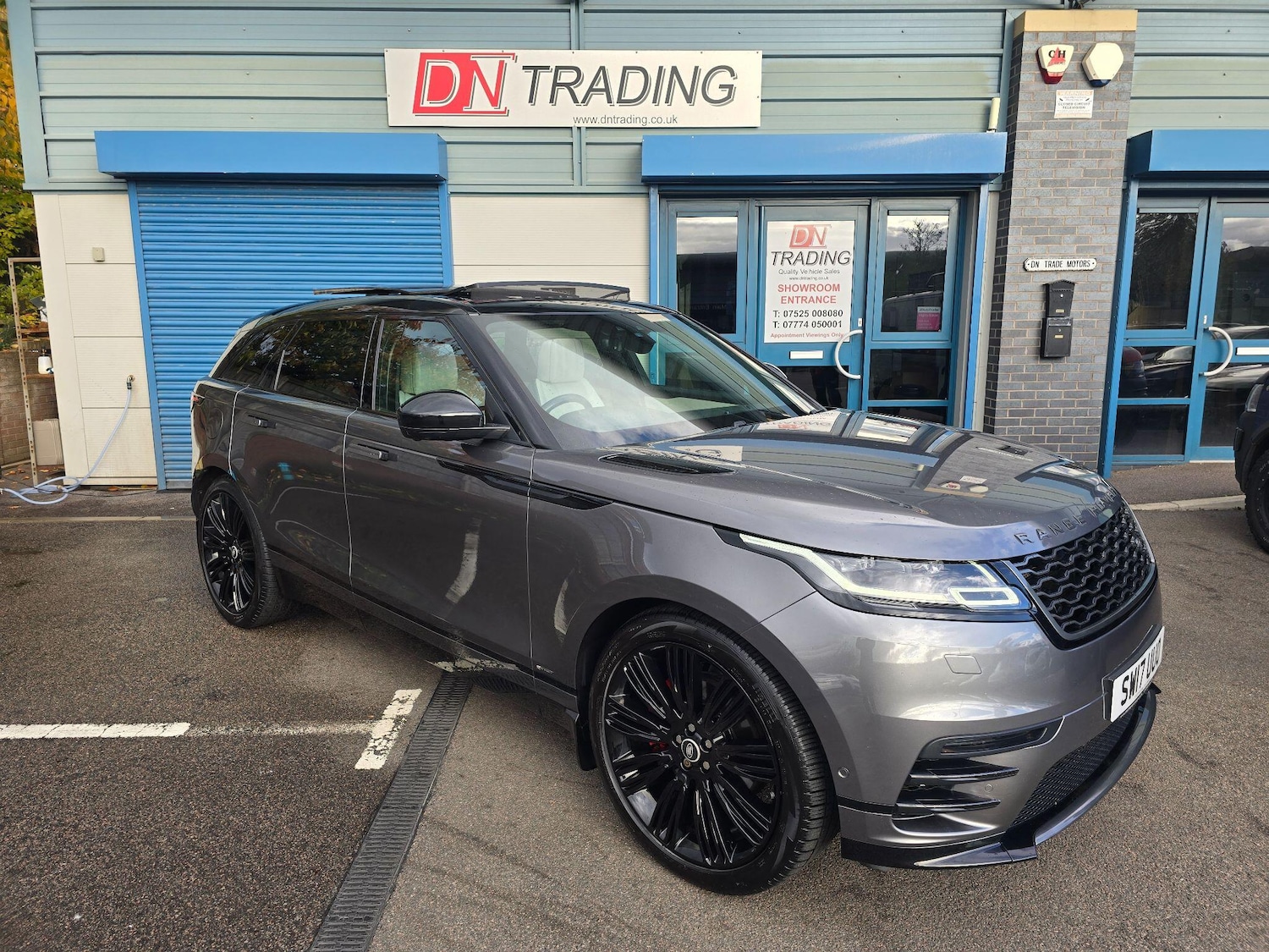 Used Land Rover Range Rover Velar 2017 for sale - 76646333: Photo 1