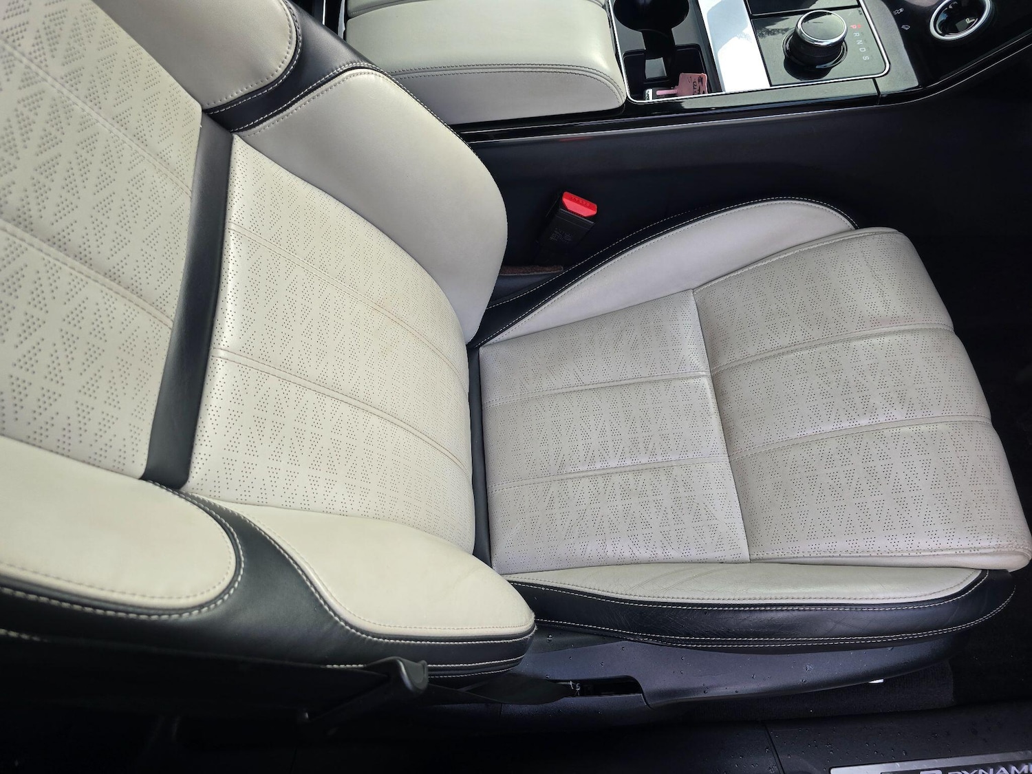 Used Land Rover Range Rover Velar 2017 for sale - 76646333: Photo 42