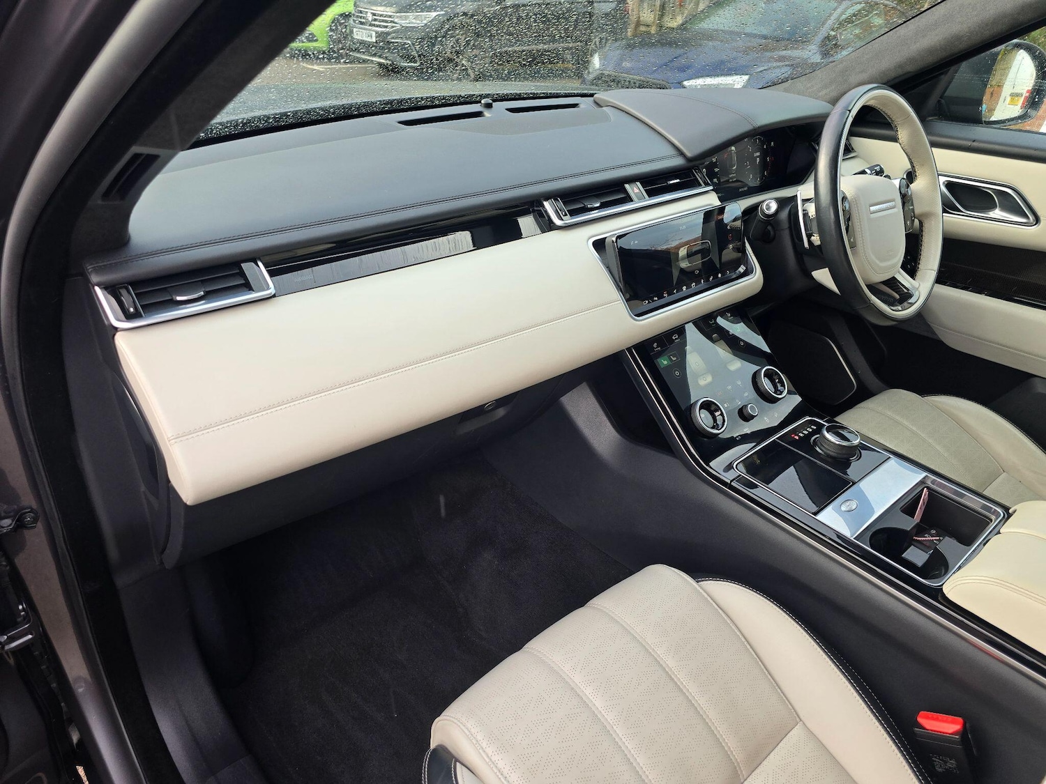 Used Land Rover Range Rover Velar 2017 for sale - 76646333: Photo 45