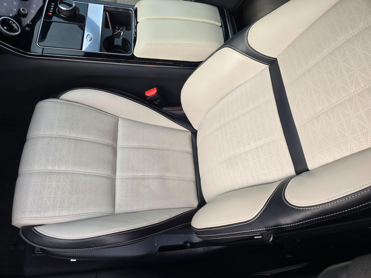 Used Land Rover Range Rover Velar 2017 for sale - 76646333: Photo 49