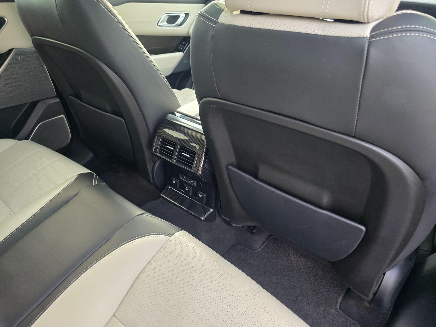 Used Land Rover Range Rover Velar 2017 for sale - 76646333: Photo 64