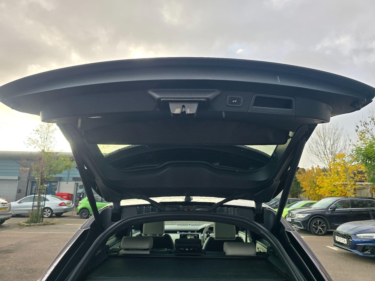 Used Land Rover Range Rover Velar 2017 for sale - 76646333: Photo 71