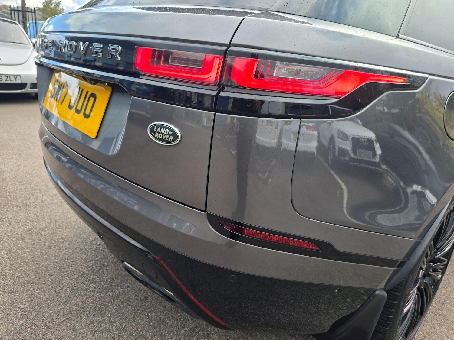 Used Land Rover Range Rover Velar 2017 for sale - 76646333: Photo 98