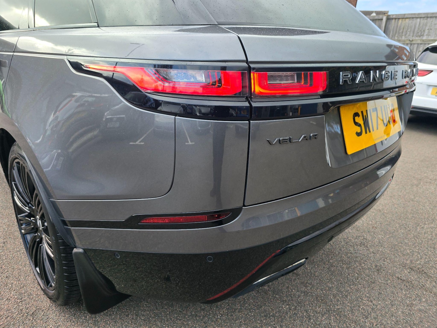 Used Land Rover Range Rover Velar 2017 for sale - 76646333: Photo 99