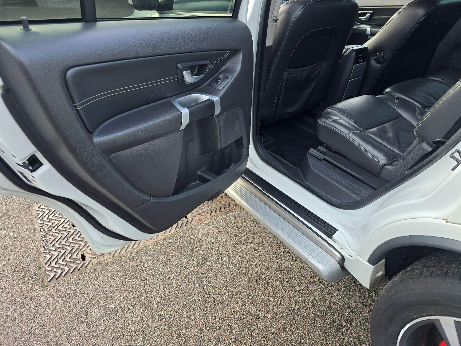 Used Volvo XC90 2013 for sale - 77395801: Photo 49