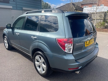 Used Subaru Forester 2010 for sale - 78136018: Photo