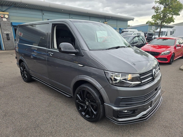 Used Volkswagen Transporter 2018 for sale - 76201244: Photo 1