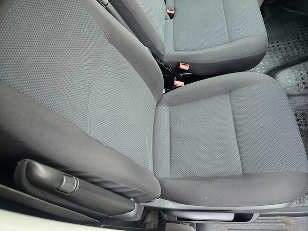 Used Volkswagen Transporter 2018 for sale - 76201244: Photo 34