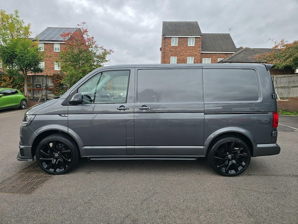Used Volkswagen Transporter 2018 for sale - 76201244: Photo 3