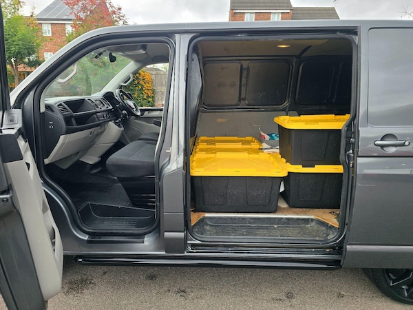 Used Volkswagen Transporter 2018 for sale - 76201244: Photo 49