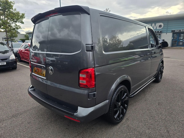 Used Volkswagen Transporter 2018 for sale - 76201244: Photo 7