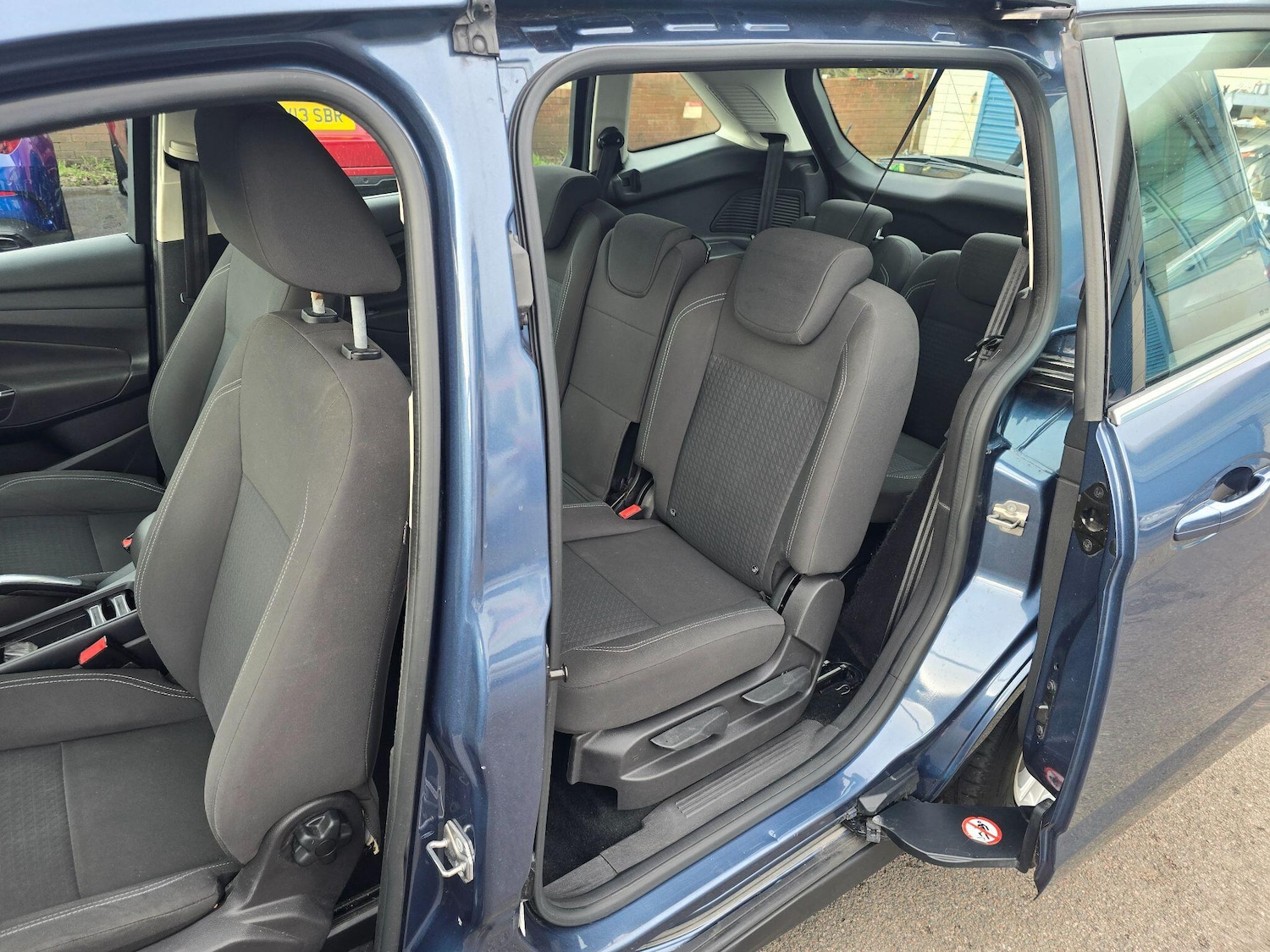 Used Ford Grand C-Max 2019 for sale - 77909201: Photo 3