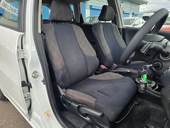 Used Honda Jazz 2013 for sale - 79440755: Photo