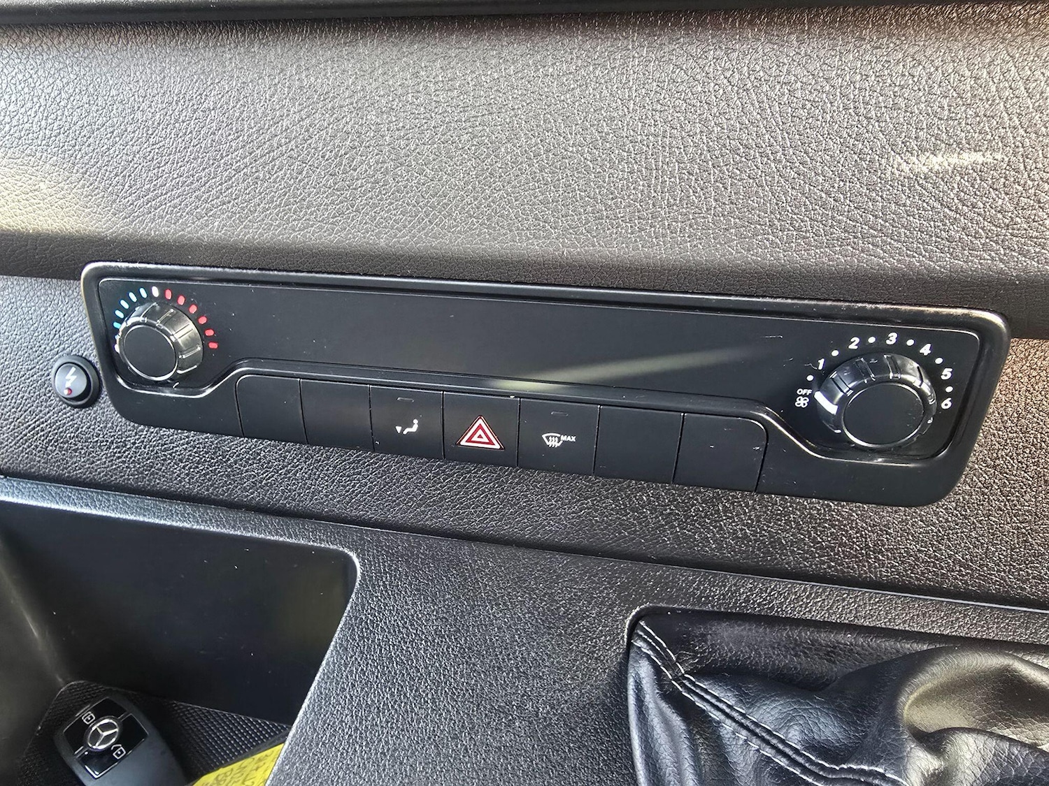 Used Mercedes-Benz Sprinter 2023 for sale - 77977829: Photo 17