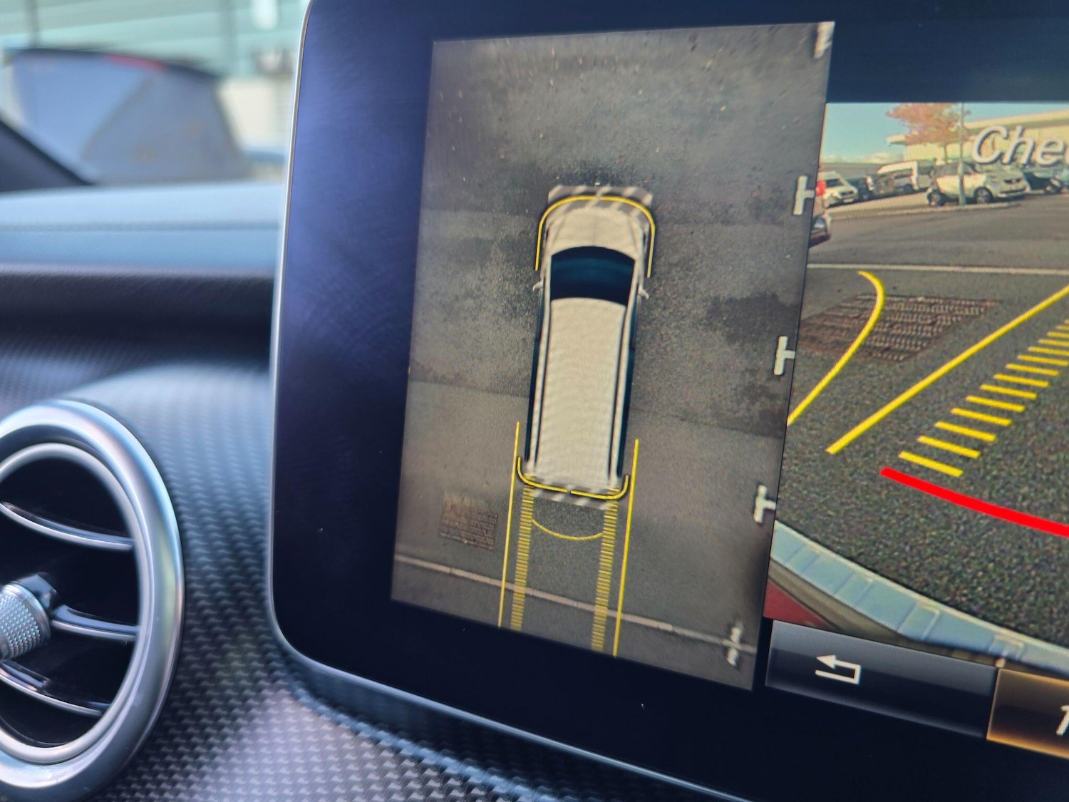 Used Mercedes-Benz V-Class 2025 for sale - 76446915: Photo 16