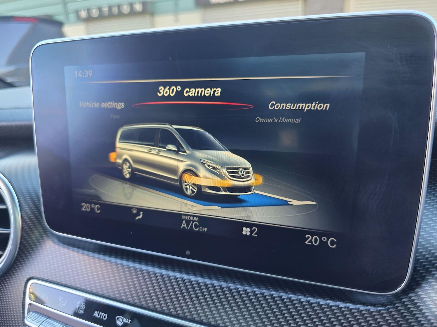 Used Mercedes-Benz V-Class 2025 for sale - 76446915: Photo 17