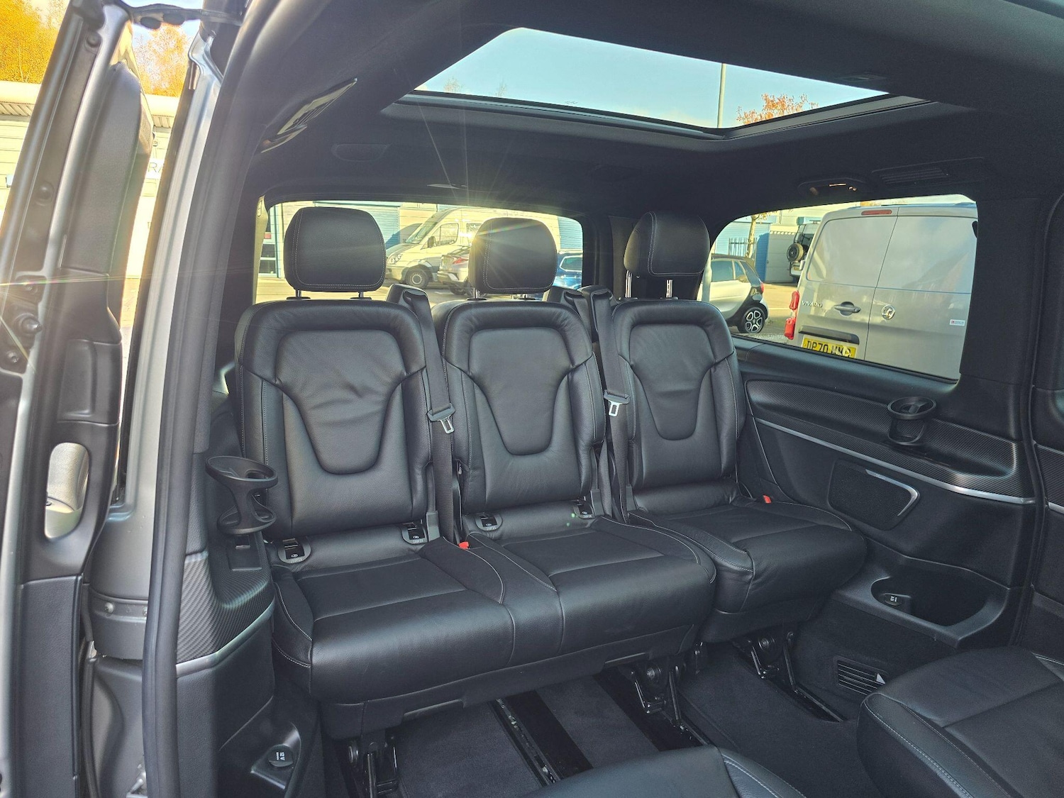 Used Mercedes-Benz V-Class 2025 for sale - 76446915: Photo 42