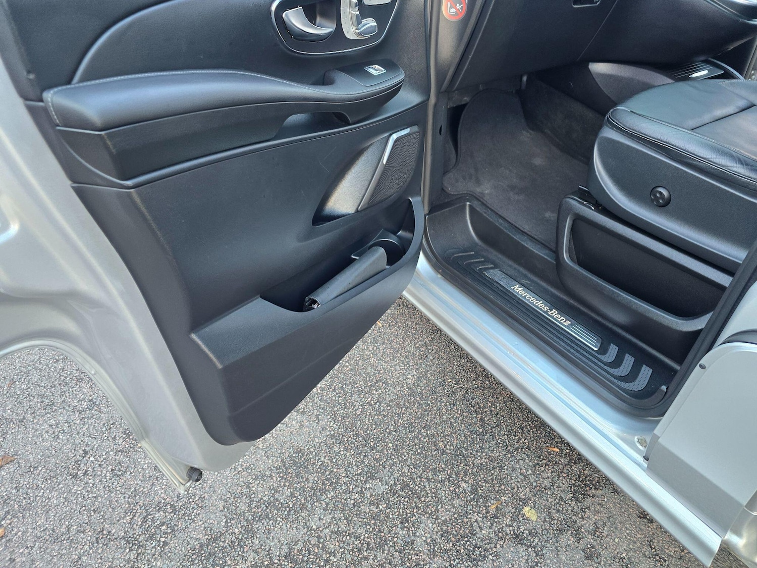 Used Mercedes-Benz V-Class 2025 for sale - 76446915: Photo 51