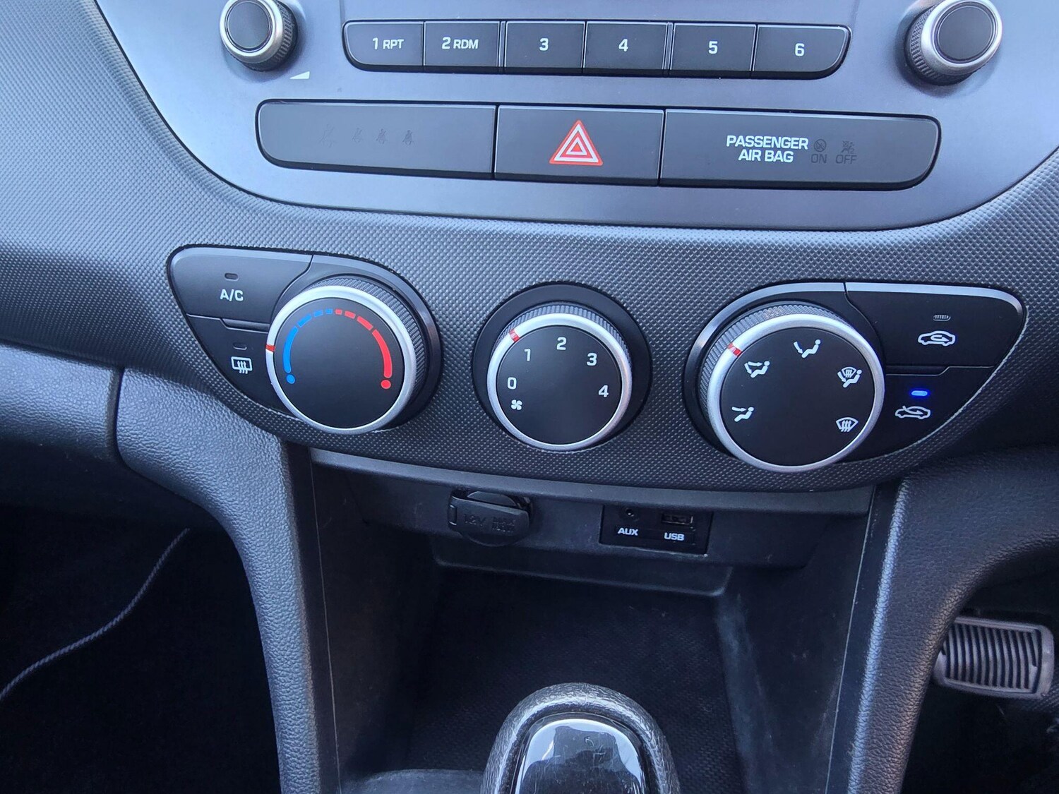 Used Hyundai i10 2018 for sale - 78157838: Photo 14