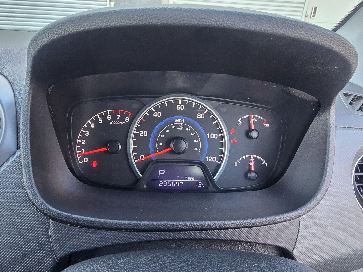 Used Hyundai i10 2018 for sale - 78157838: Photo 20