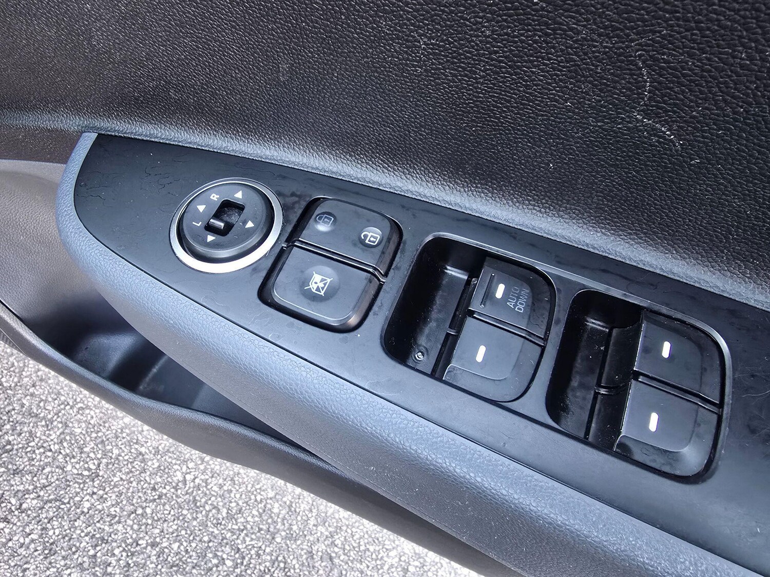 Used Hyundai i10 2018 for sale - 78157838: Photo 23