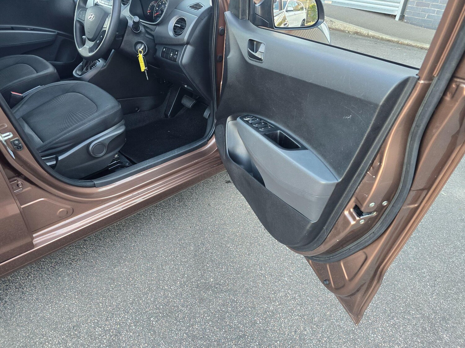 Used Hyundai i10 2018 for sale - 78157838: Photo 29