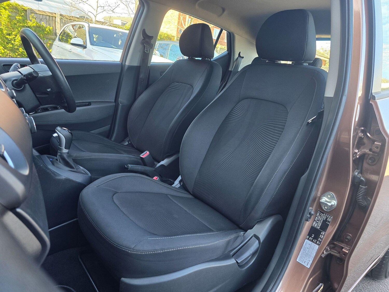 Used Hyundai i10 2018 for sale - 78157838: Photo 31