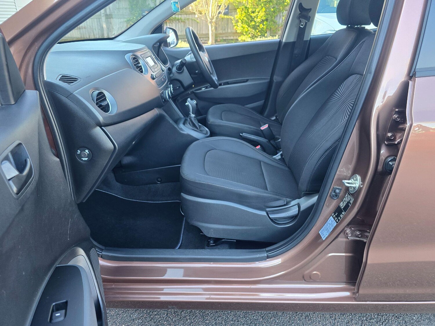 Used Hyundai i10 2018 for sale - 78157838: Photo 32