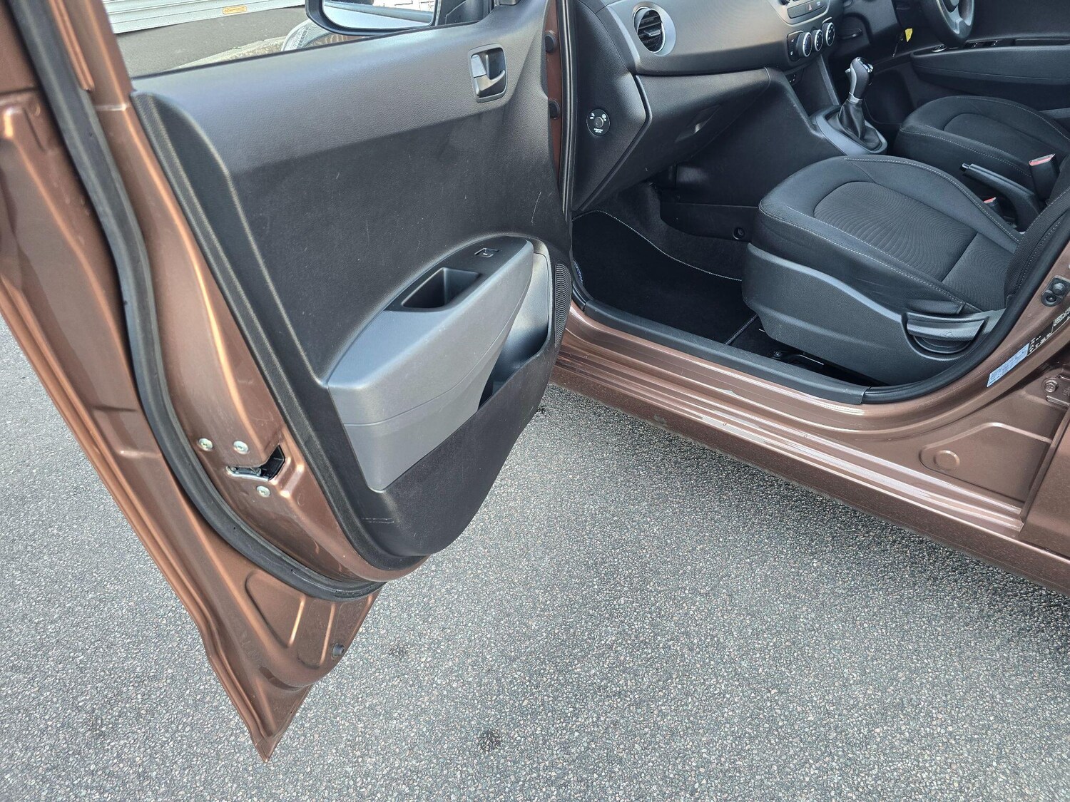 Used Hyundai i10 2018 for sale - 78157838: Photo 36