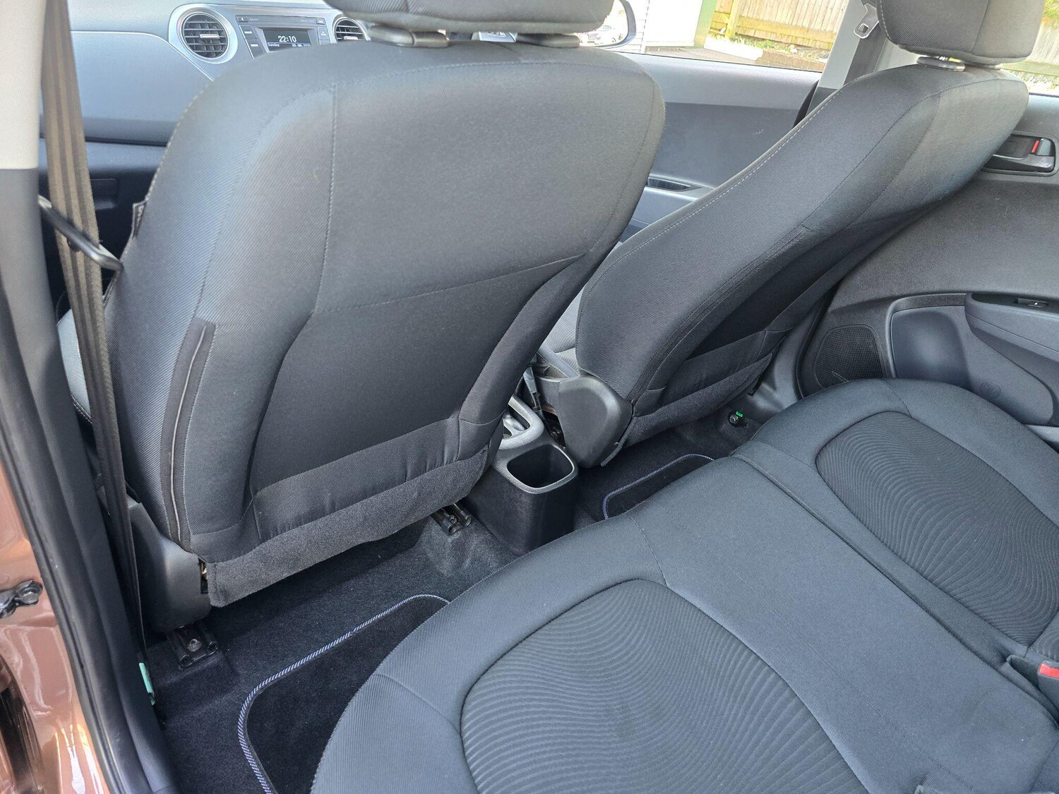 Used Hyundai i10 2018 for sale - 78157838: Photo 40