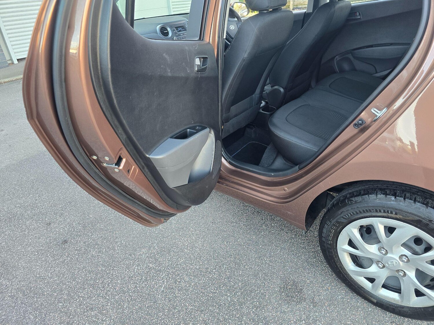 Used Hyundai i10 2018 for sale - 78157838: Photo 42