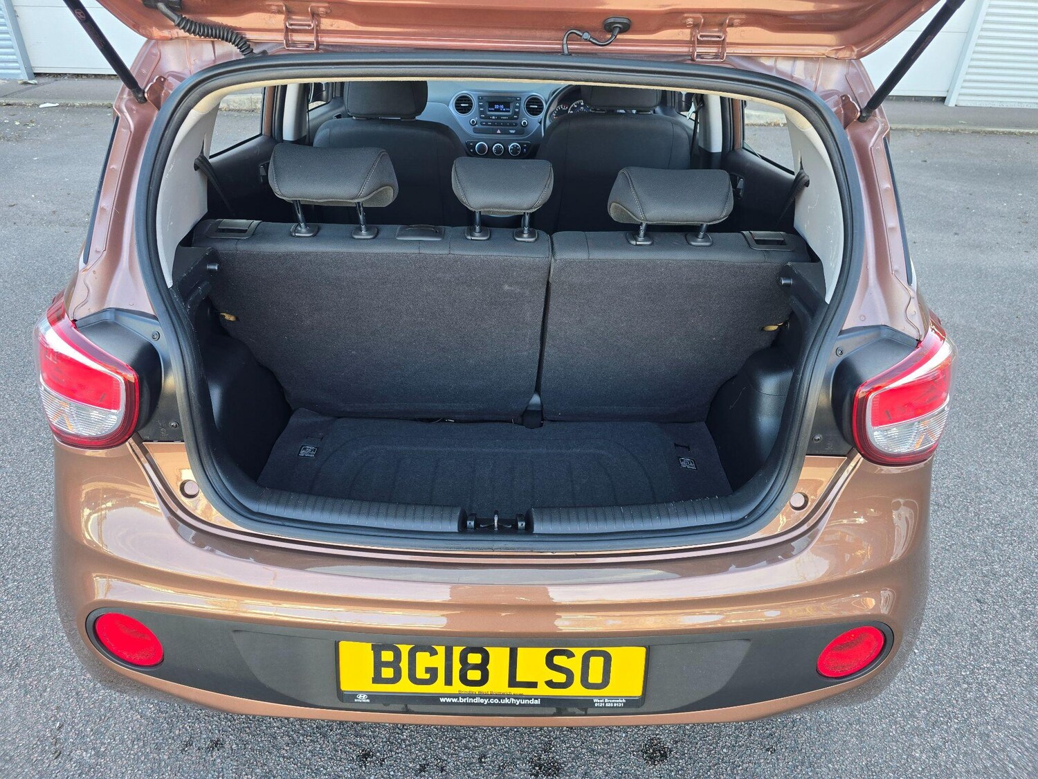 Used Hyundai i10 2018 for sale - 78157838: Photo 48