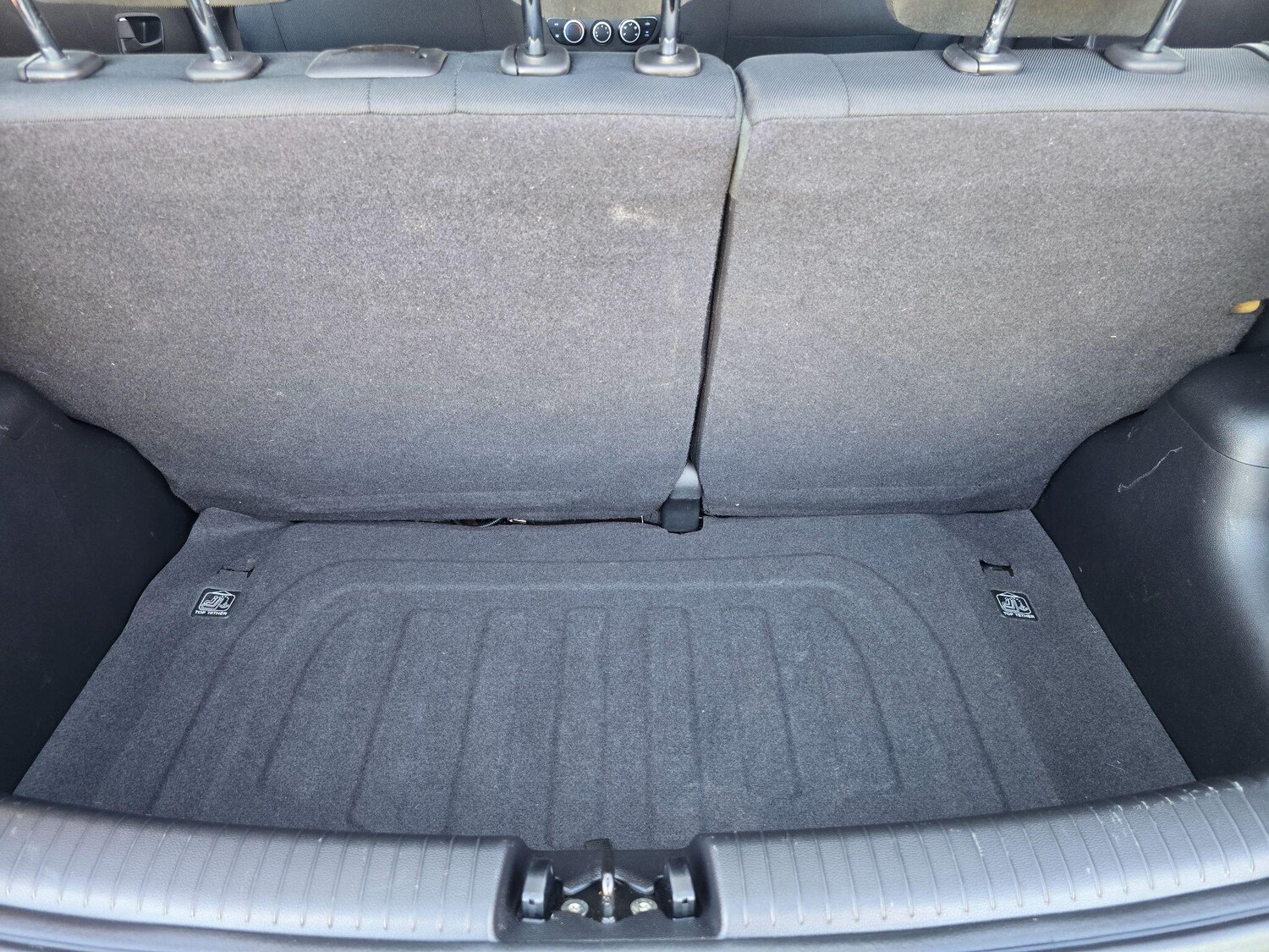 Used Hyundai i10 2018 for sale - 78157838: Photo 49