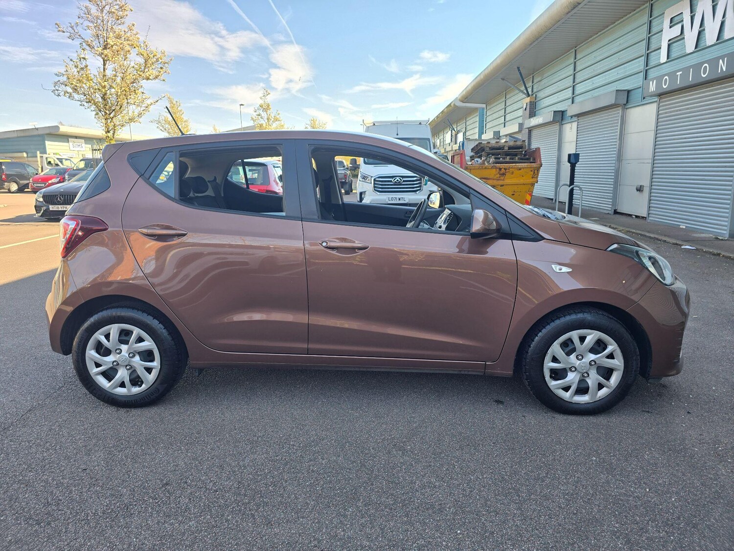 Used Hyundai i10 2018 for sale - 78157838: Photo 9
