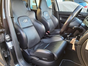 Used Volkswagen Golf 2003 for sale - 77970734: Photo