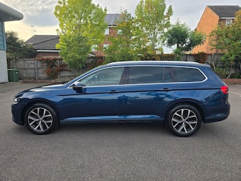 Used Volkswagen Passat 2020 for sale - 76423766: Photo