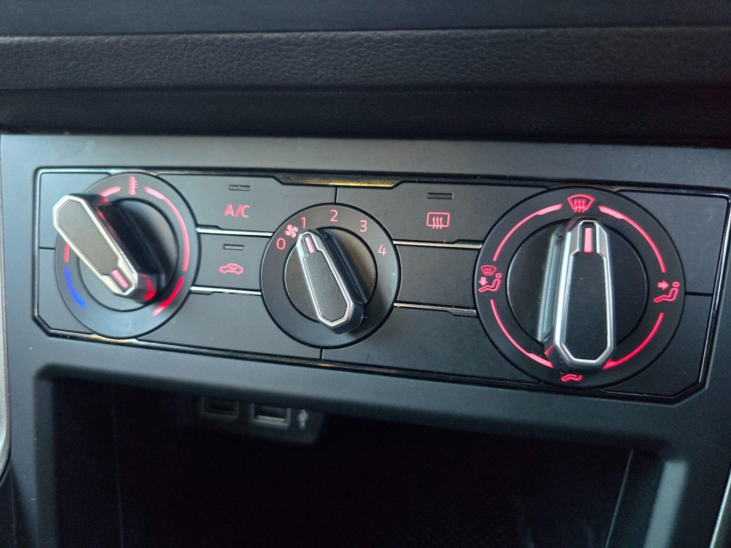 Used Volkswagen Polo 2018 for sale - 77120420: Photo 16