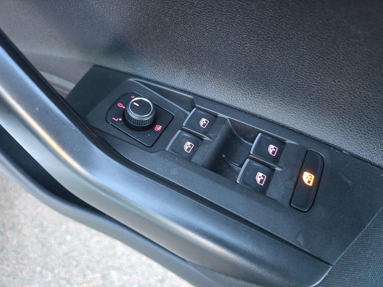 Used Volkswagen Polo 2018 for sale - 77120420: Photo 28