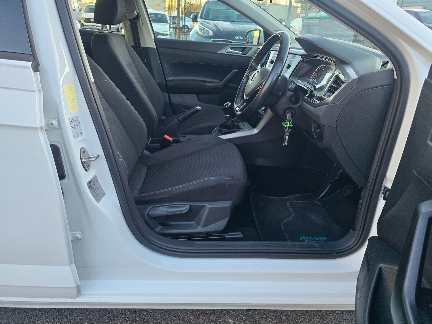 Used Volkswagen Polo 2018 for sale - 77120420: Photo 30