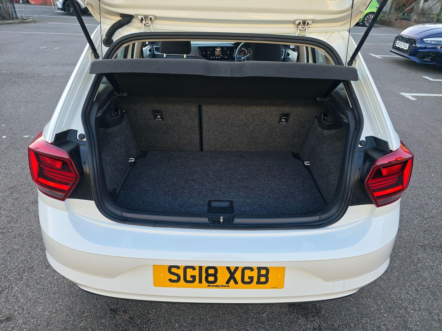 Used Volkswagen Polo 2018 for sale - 77120420: Photo 53