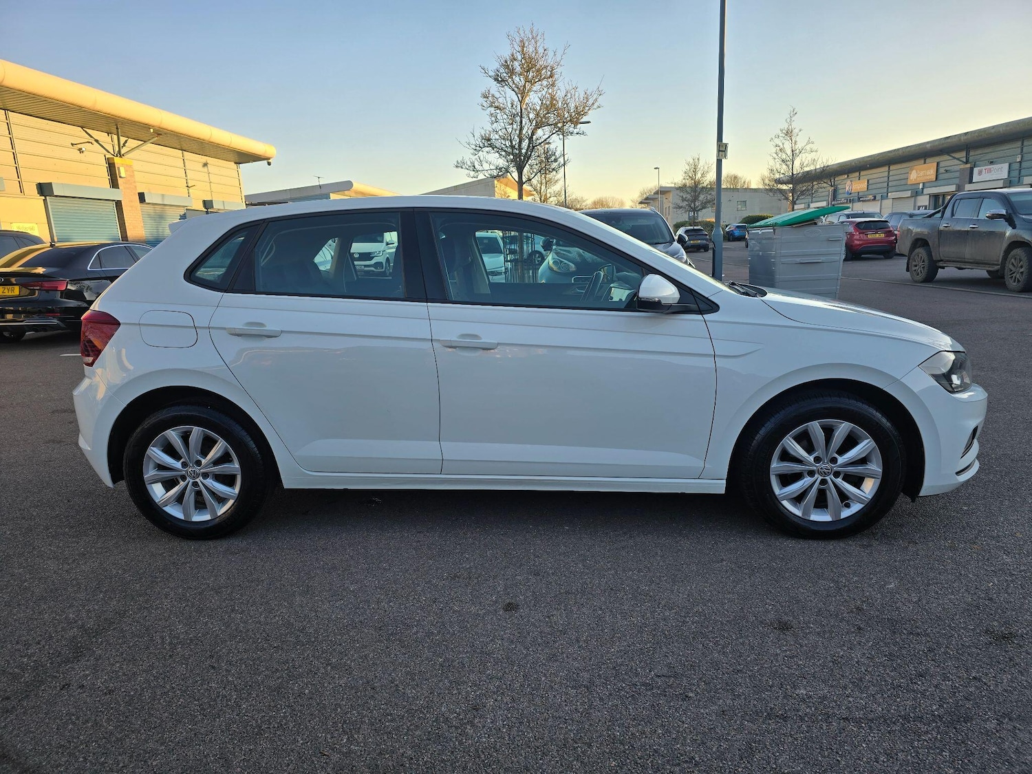 Used Volkswagen Polo 2018 for sale - 77120420: Photo 7