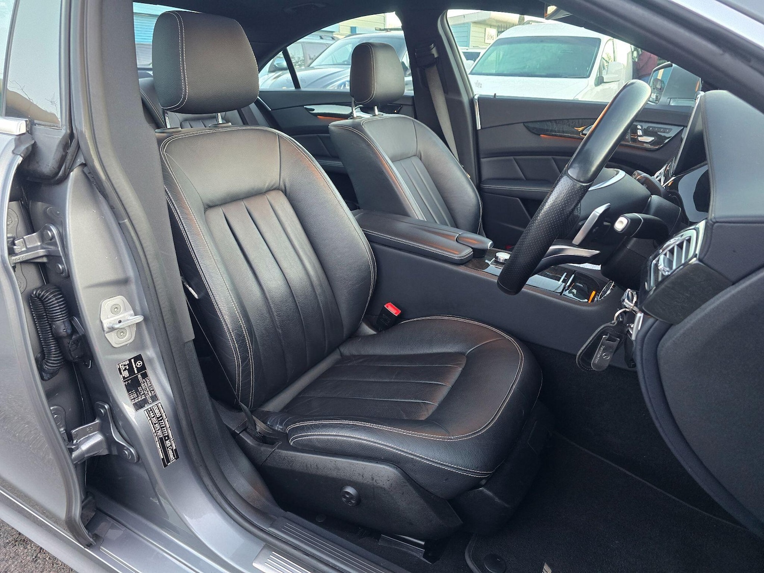 Used Mercedes-Benz CLS 2015 for sale - 77190873: Photo 11