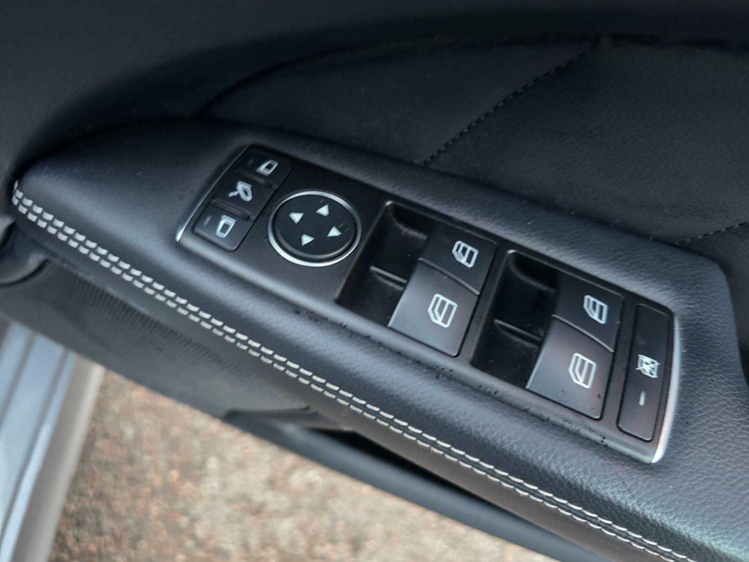 Used Mercedes-Benz CLS 2015 for sale - 77190873: Photo 29