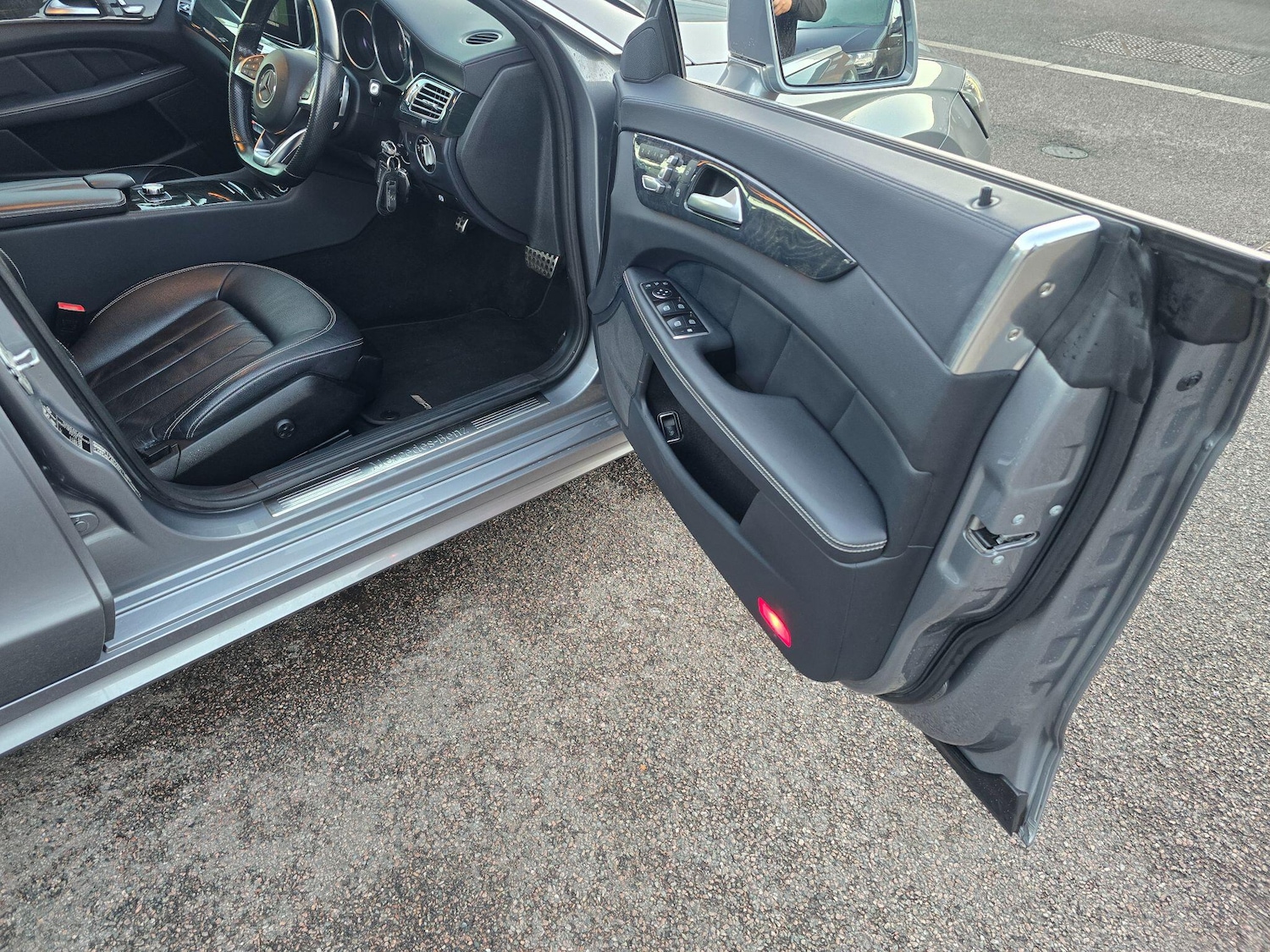 Used Mercedes-Benz CLS 2015 for sale - 77190873: Photo 37