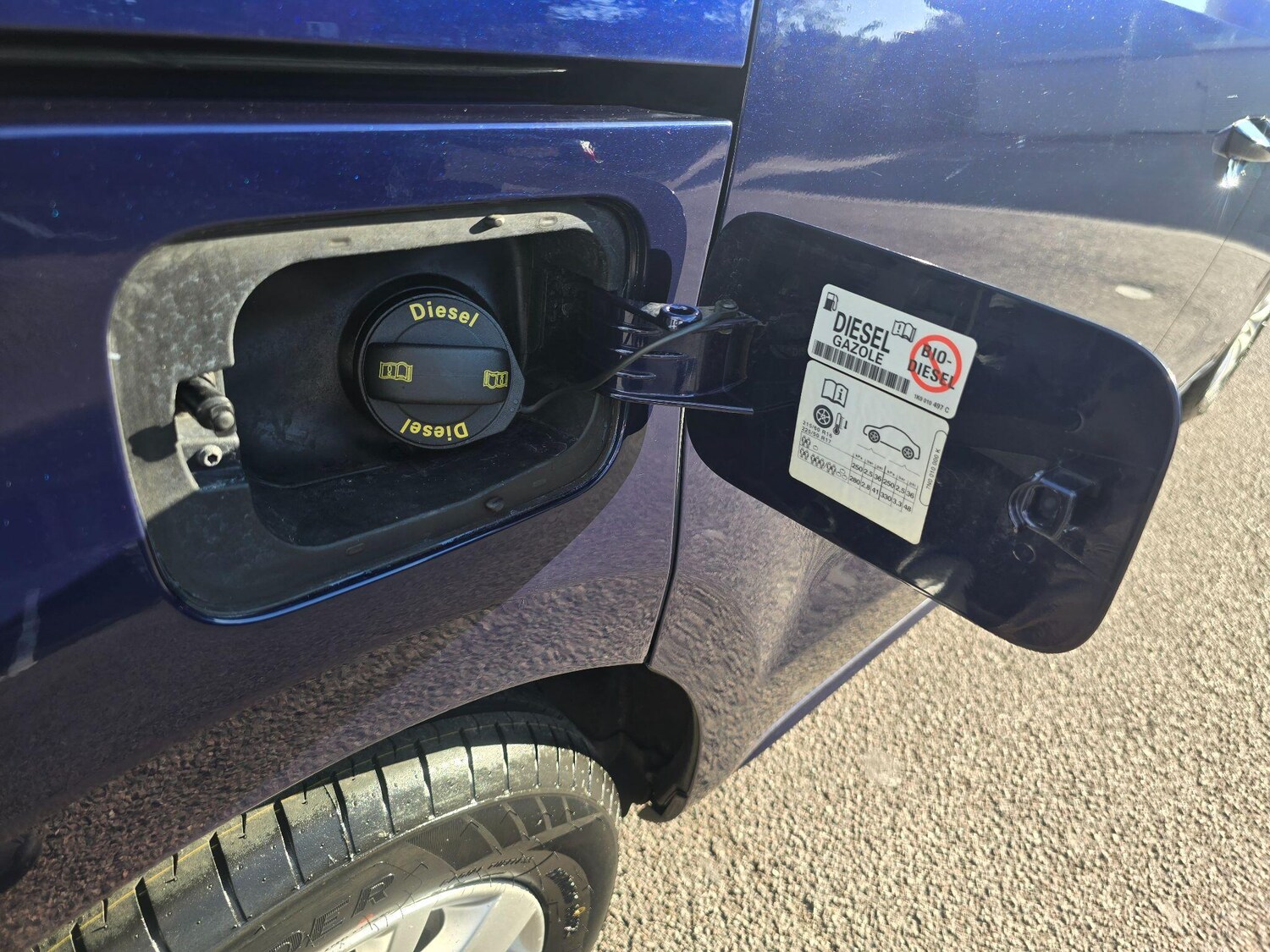 Used Volkswagen Sharan 2017 for sale - 75687325: Photo 100