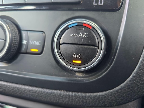 Used Volkswagen Sharan 2017 for sale - 75687325: Photo 21