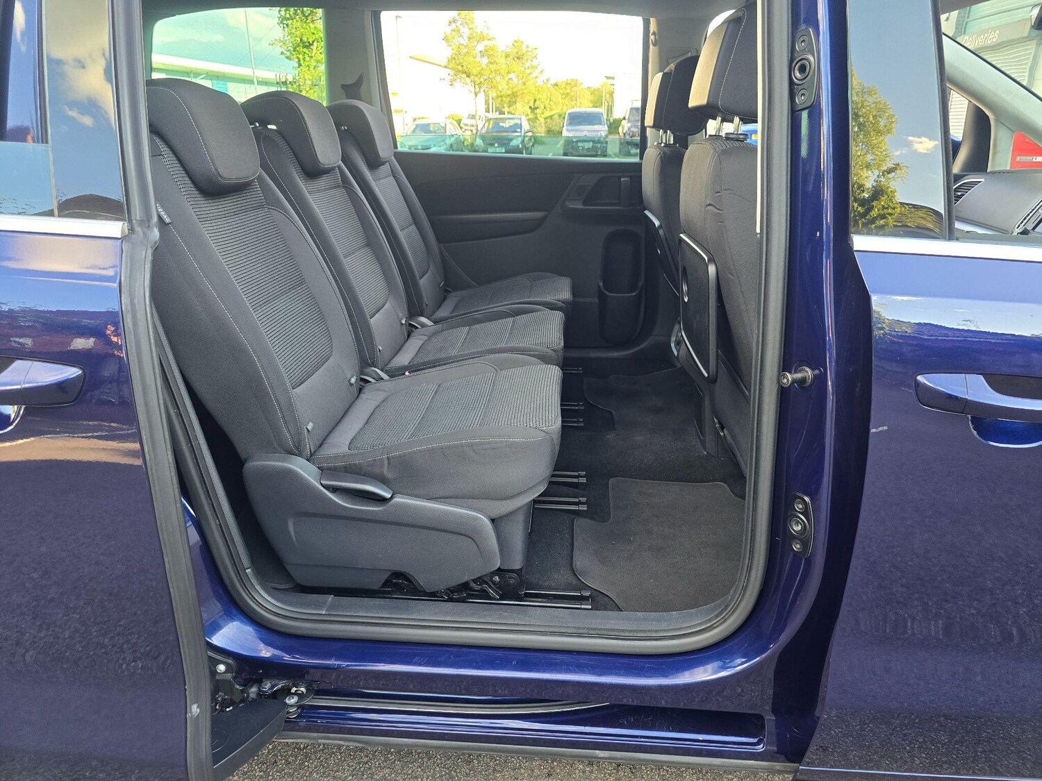 Used Volkswagen Sharan 2017 for sale - 75687325: Photo 53