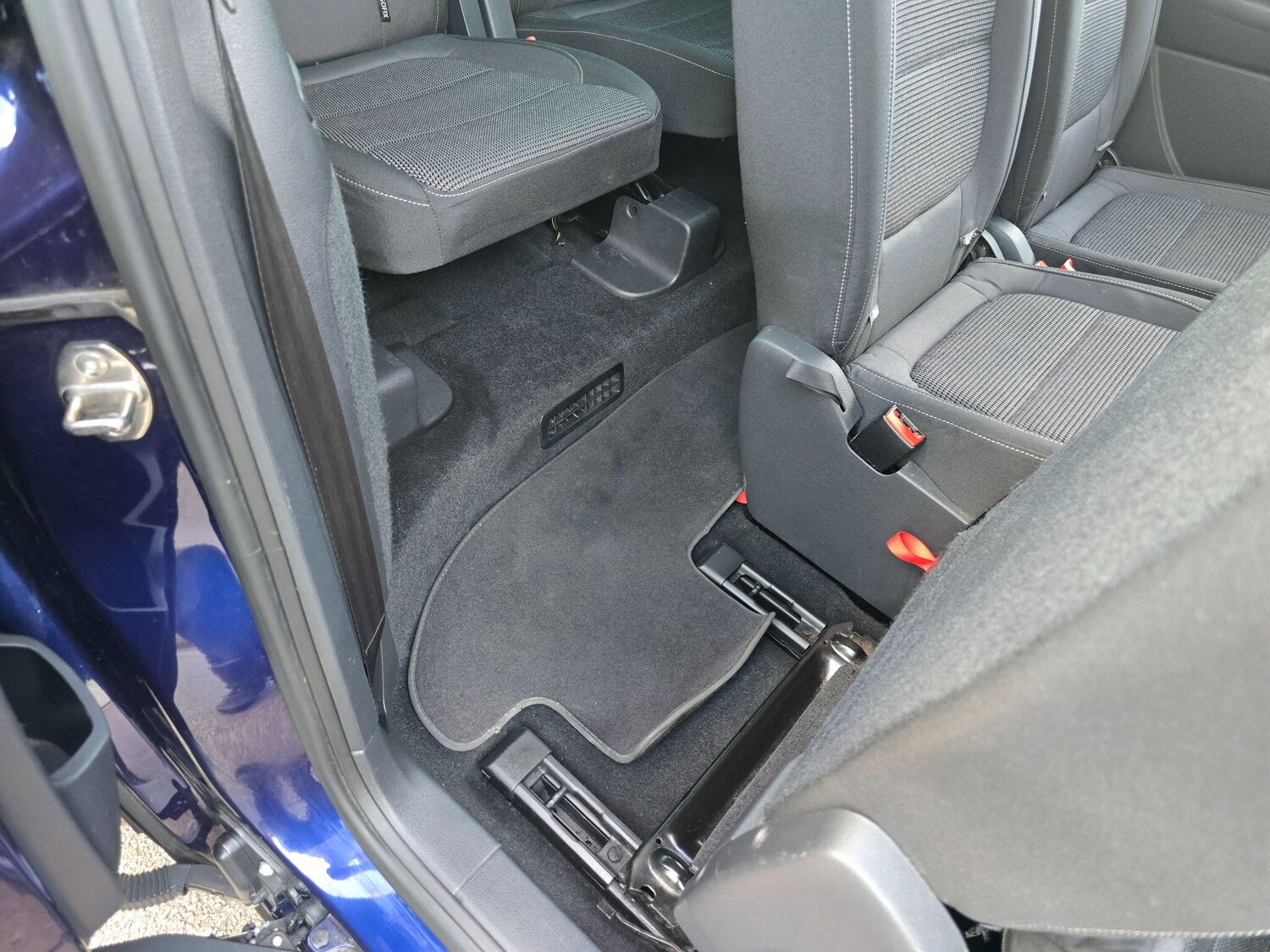 Used Volkswagen Sharan 2017 for sale - 75687325: Photo 56