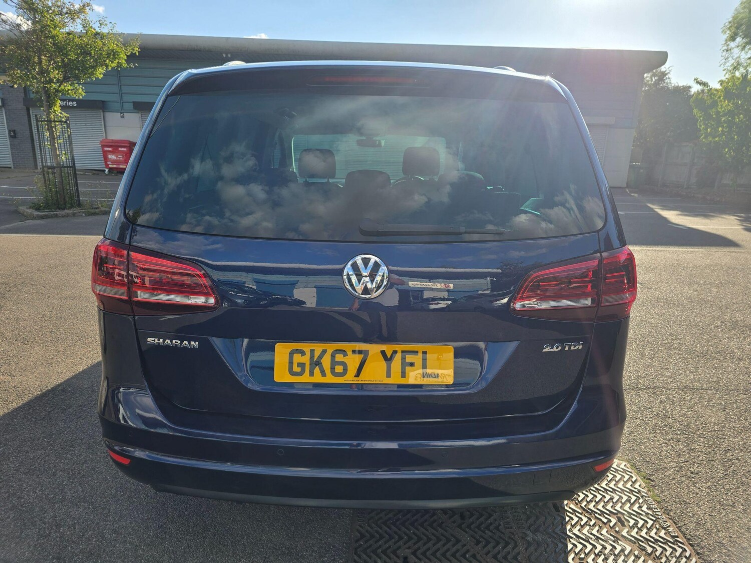 Used Volkswagen Sharan 2017 for sale - 75687325: Photo 86